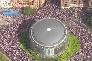 Londýn zaplavila masová demonstrace proti migraci a za svobodu projevu - Novinky